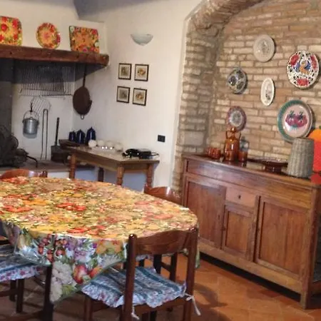 Casale Lucrezia *